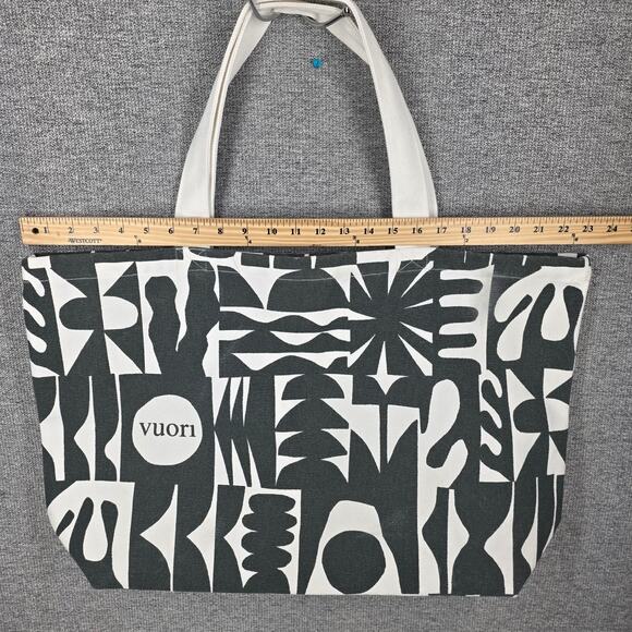 VUORI CODY HUDSON ABSTRACT PRINT TOTE BAG – 22" × 19" × 4" – RECYCLED MATERIALS - Picture 7 of 11